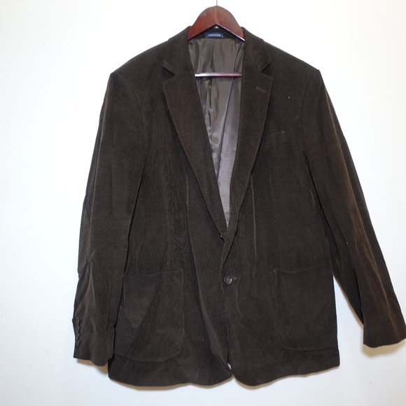Stafford Corduroy Classic Fit Blazer in Size 48R. Blazer is in great